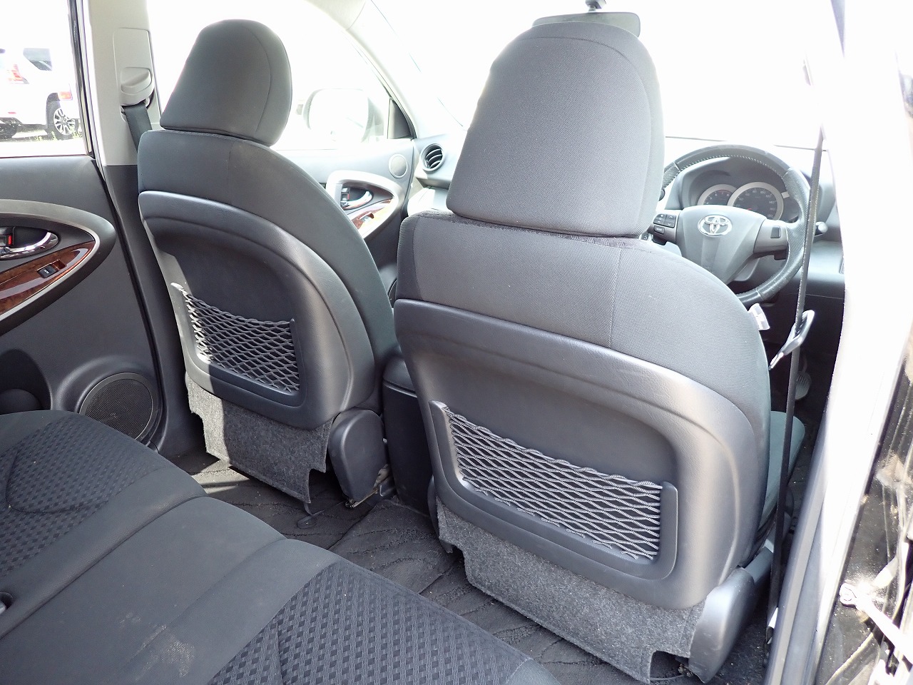 TOYOTA Vanguard