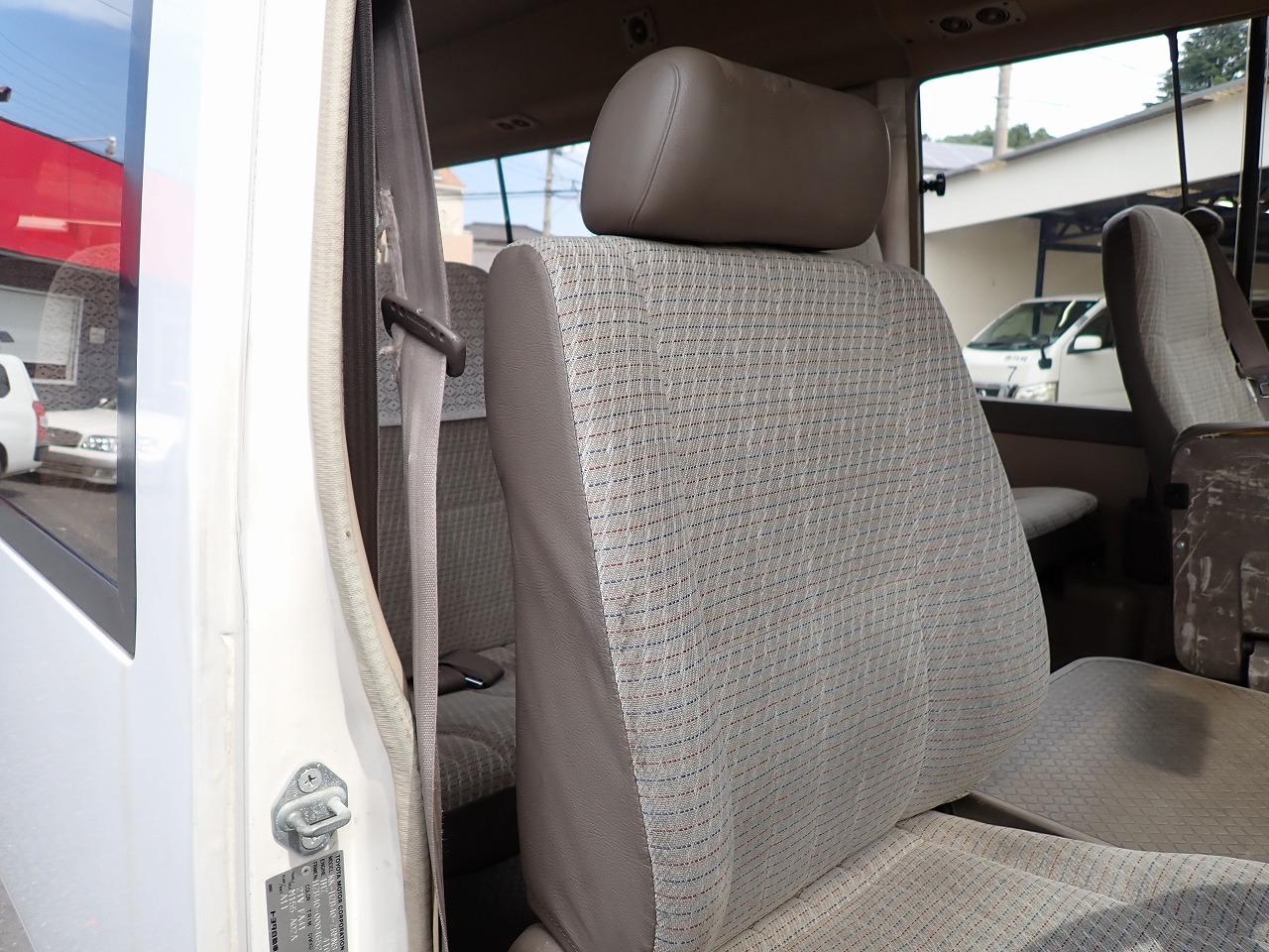 TOYOTA Coaster