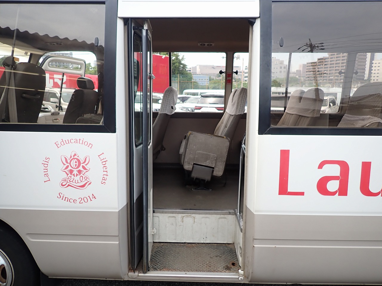 TOYOTA Coaster