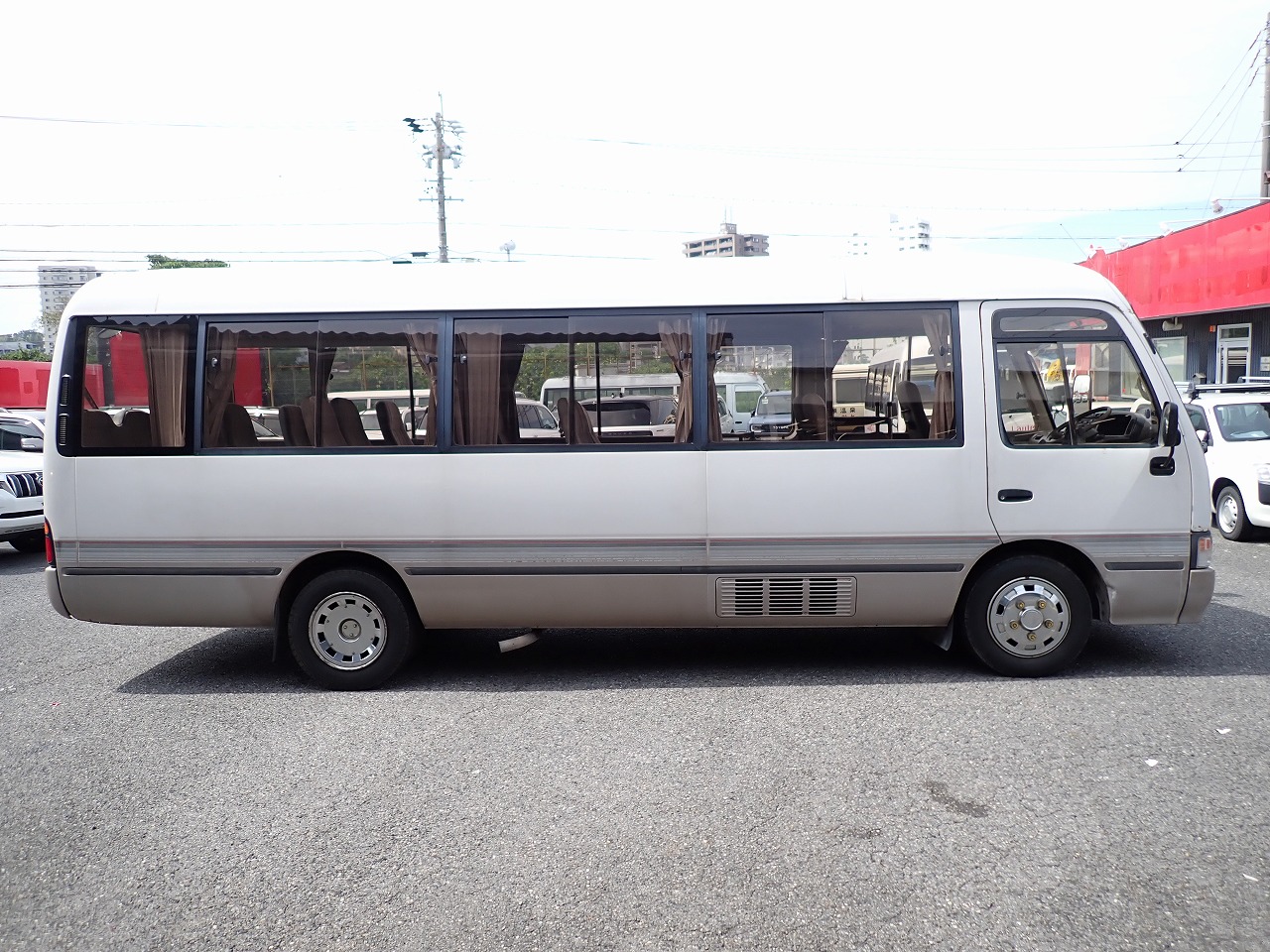 TOYOTA Coaster