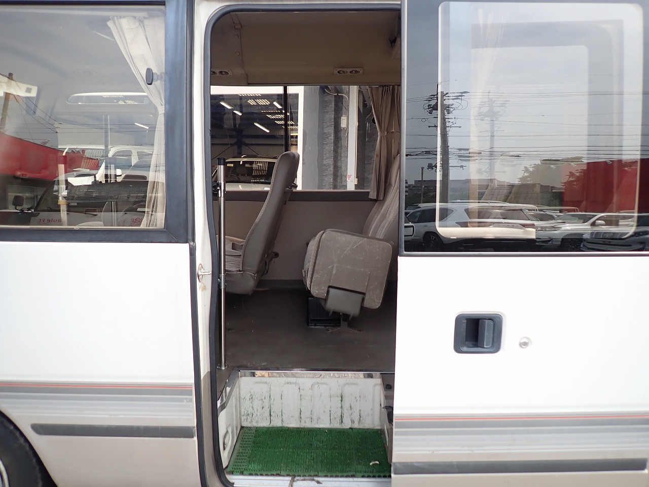 TOYOTA Coaster