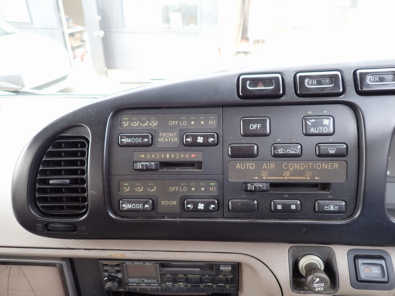 TOYOTA Coaster