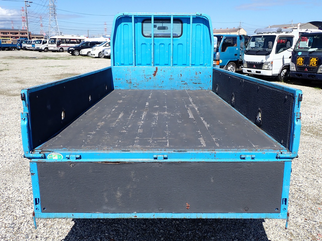 MITSUBISHI Canter