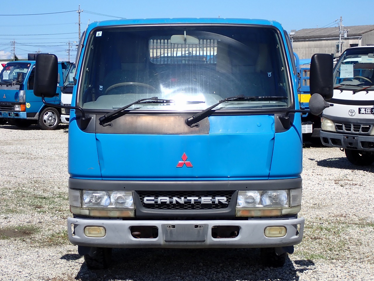 MITSUBISHI Canter