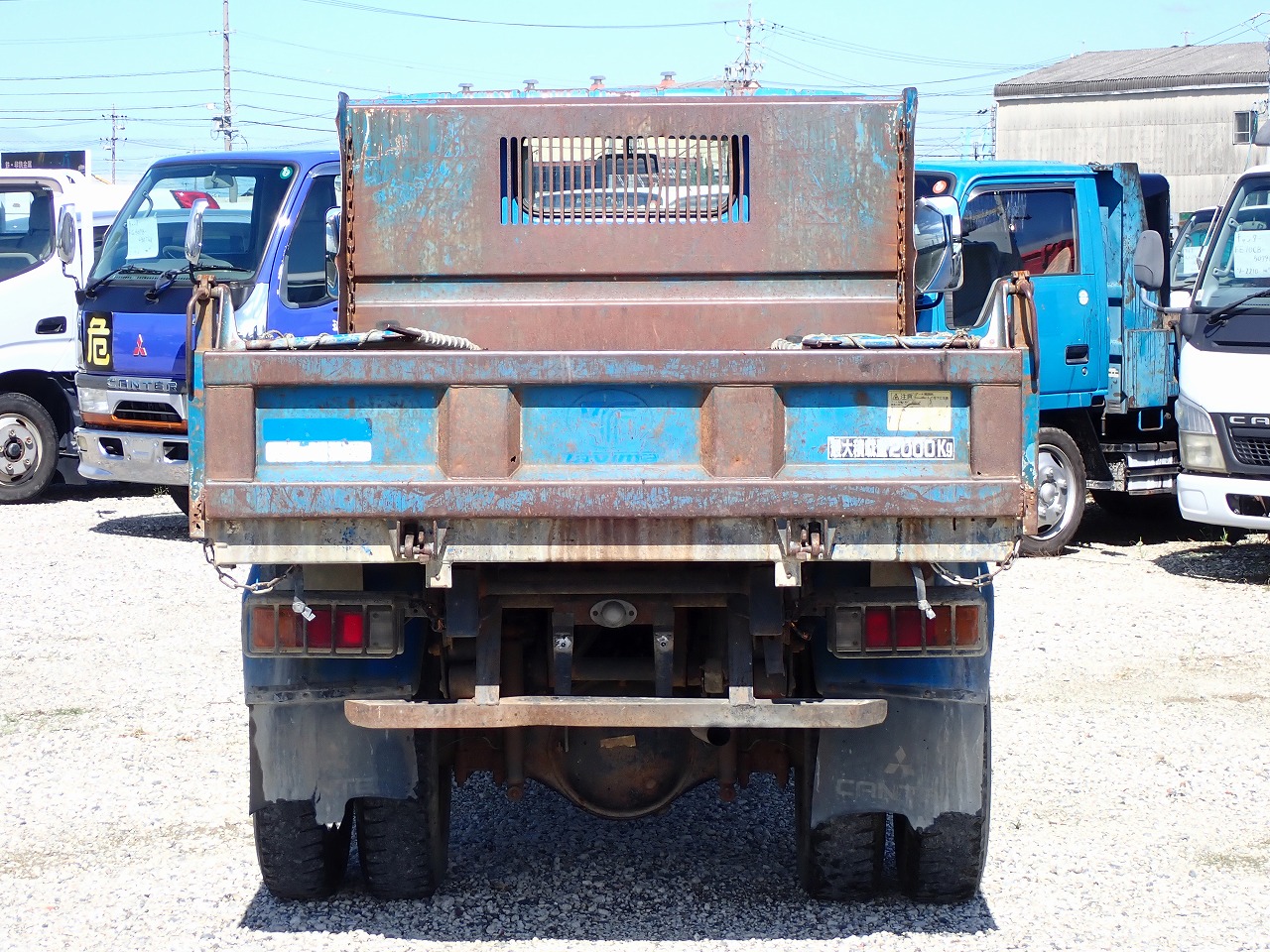 MITSUBISHI Canter