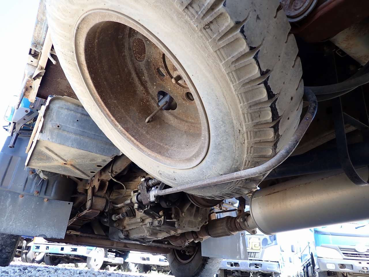 MITSUBISHI Canter