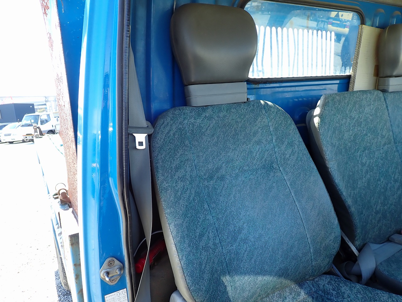 MITSUBISHI Canter