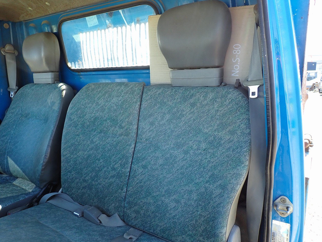 MITSUBISHI Canter