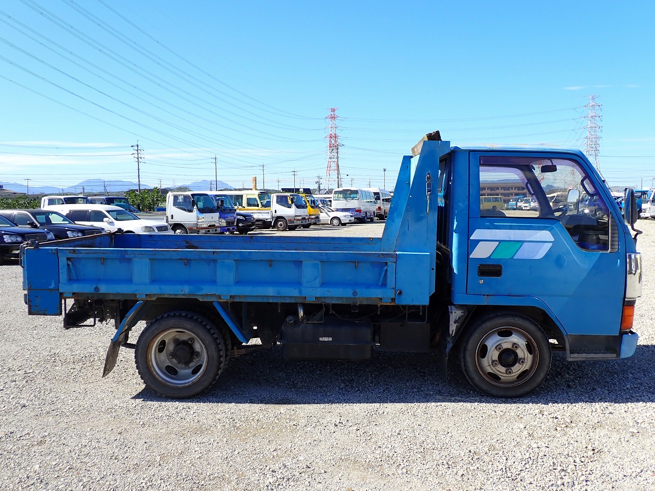 MITSUBISHI Canter