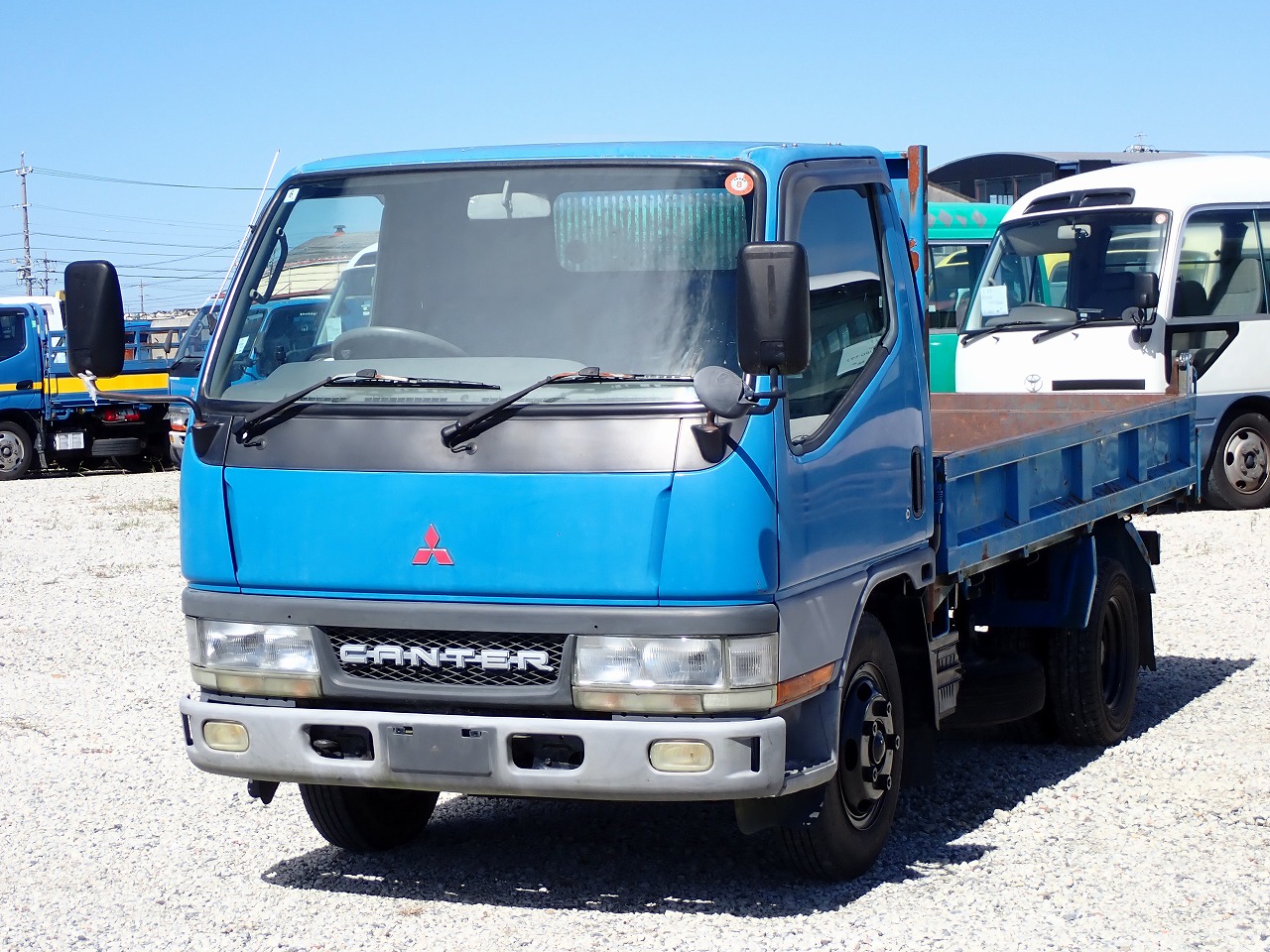 MITSUBISHI Canter