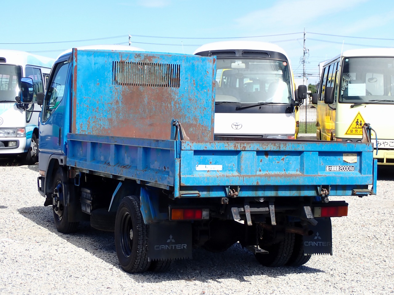 MITSUBISHI Canter