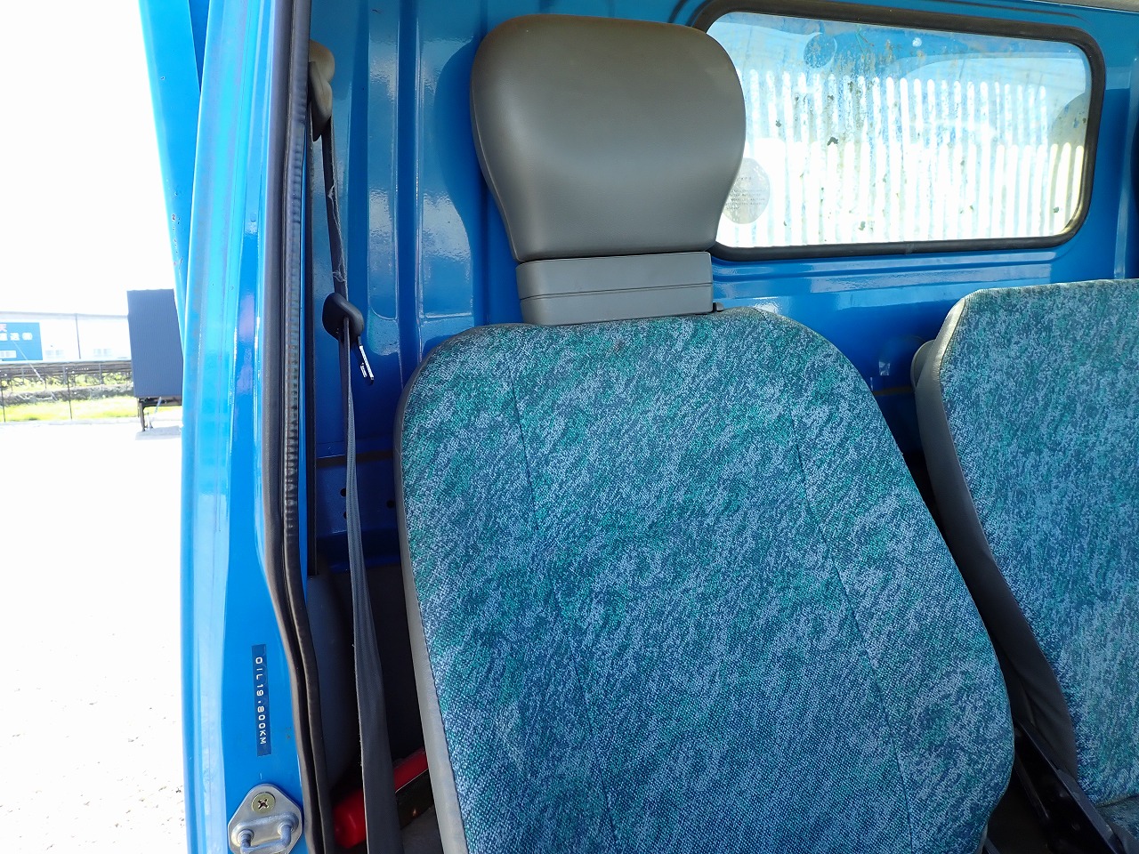 MITSUBISHI Canter