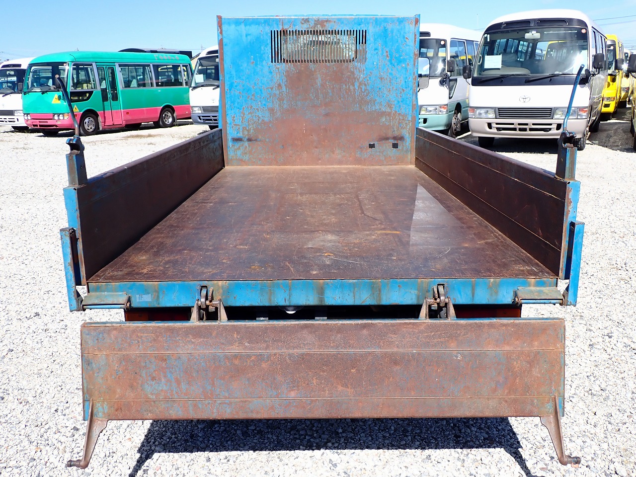 MITSUBISHI Canter