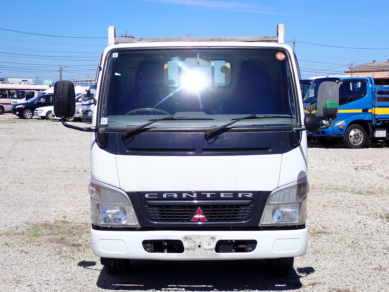 MITSUBISHI Canter