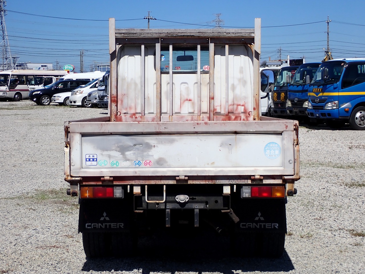 MITSUBISHI Canter