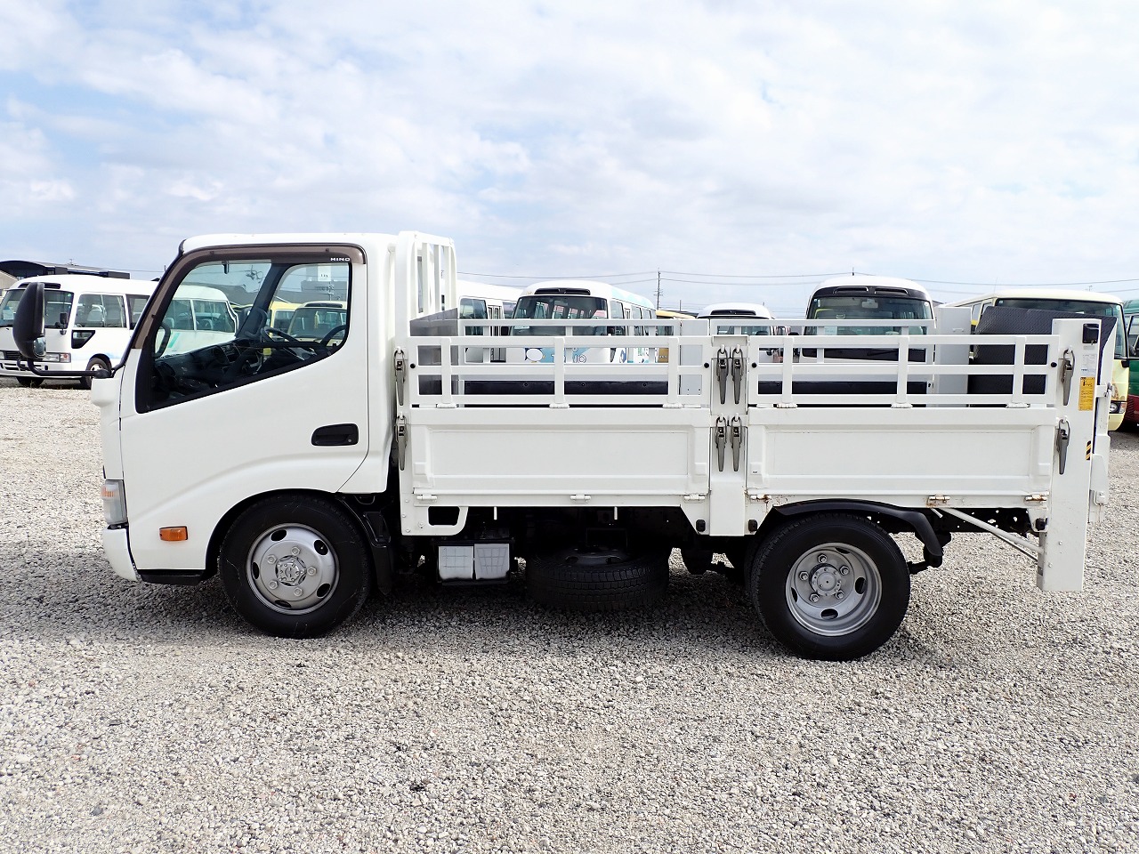 HINO Dutro