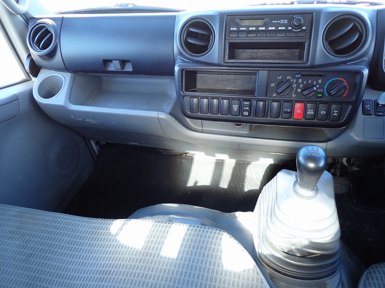 HINO Dutro