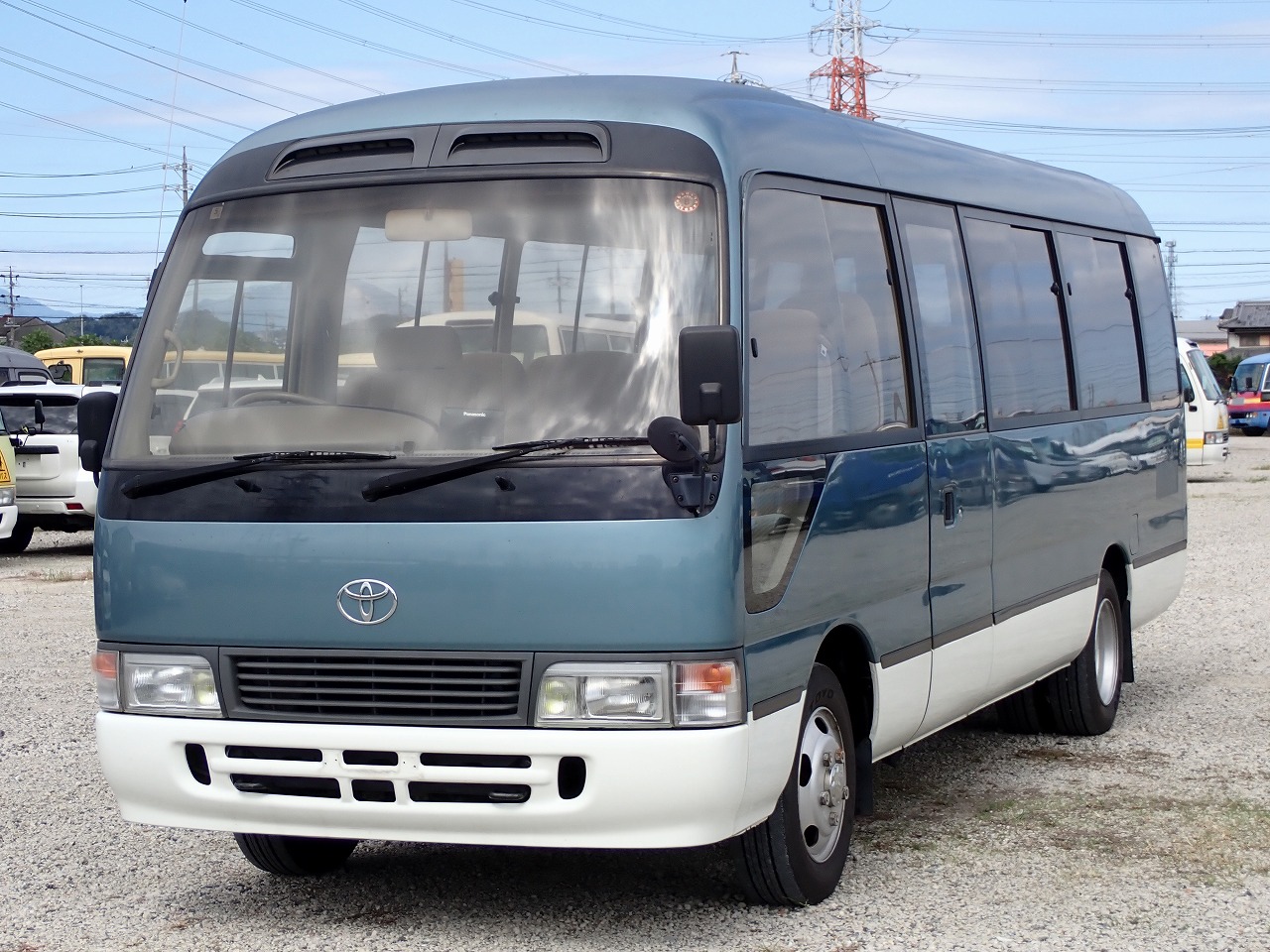 TOYOTA Coaster