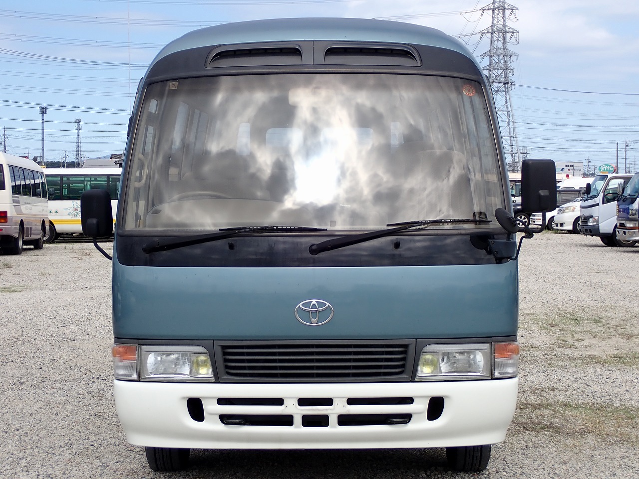 TOYOTA Coaster