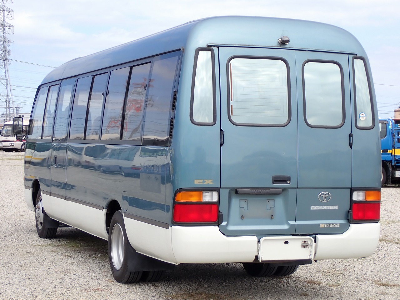 TOYOTA Coaster