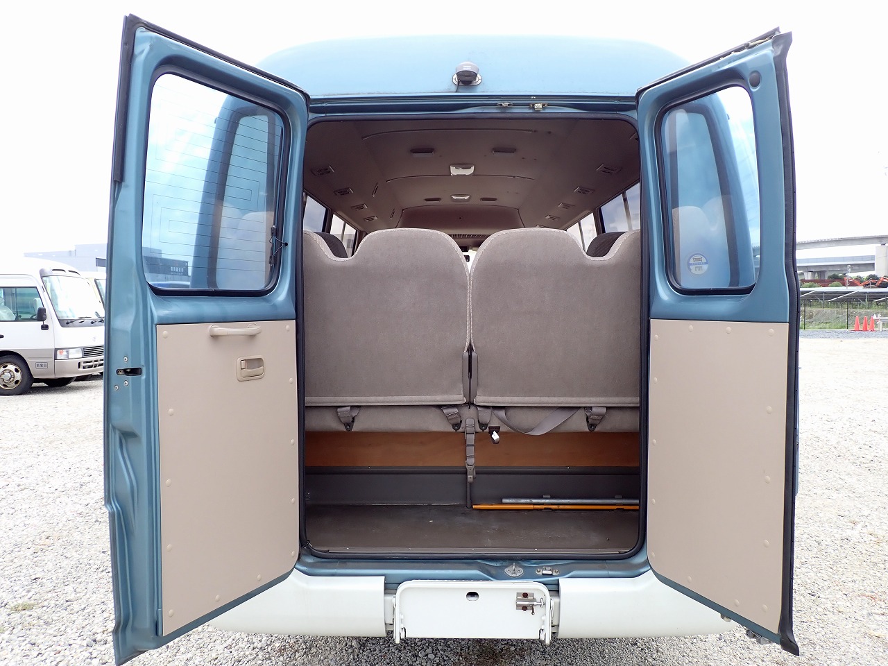TOYOTA Coaster