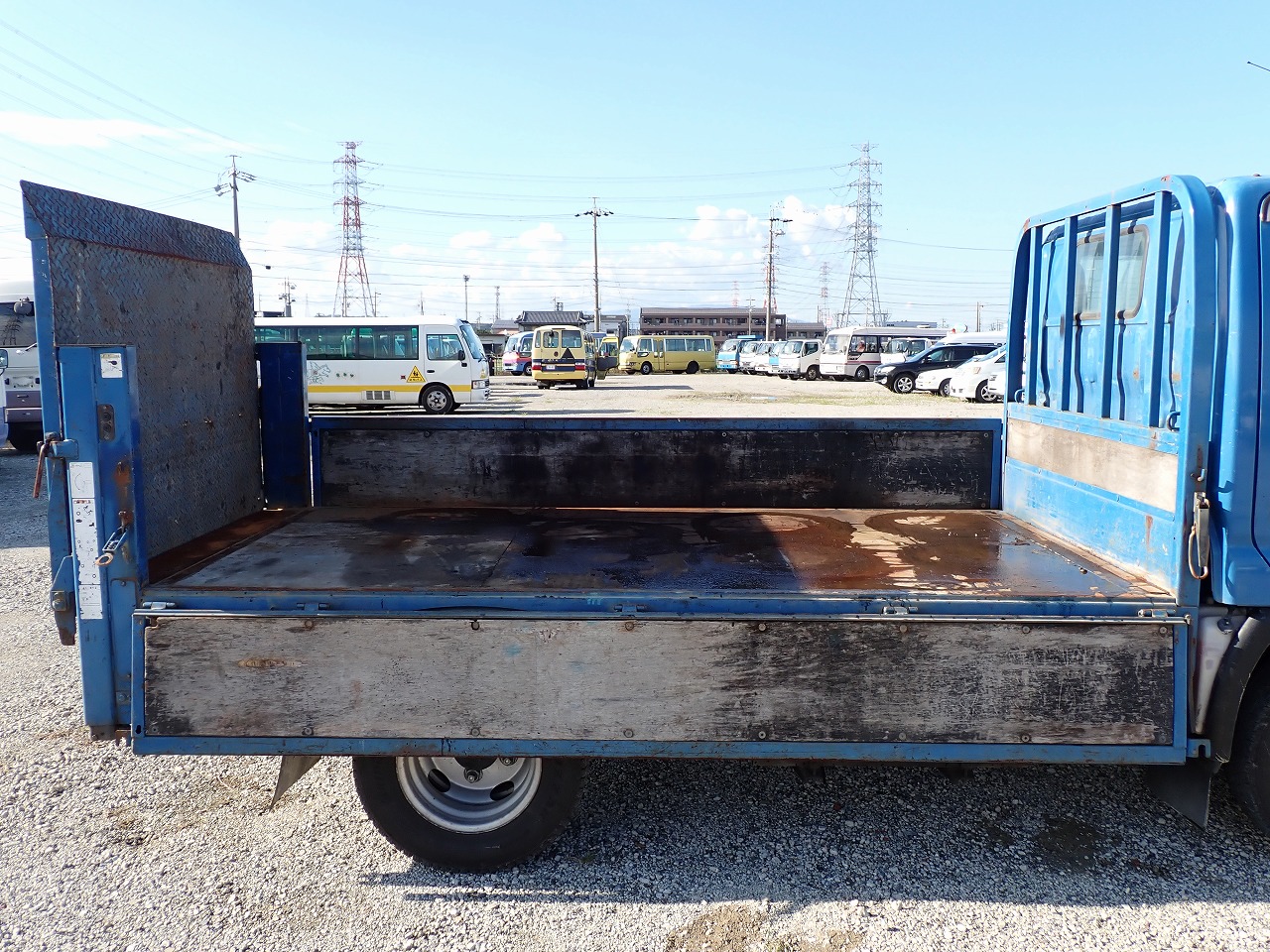 TOYOTA Dyna Truck