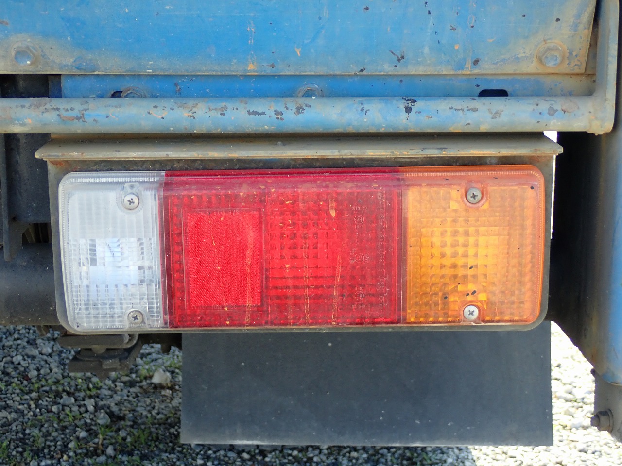 TOYOTA Dyna Truck