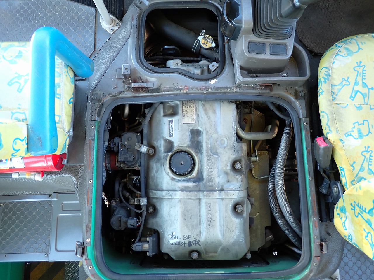 MITSUBISHI Rosa