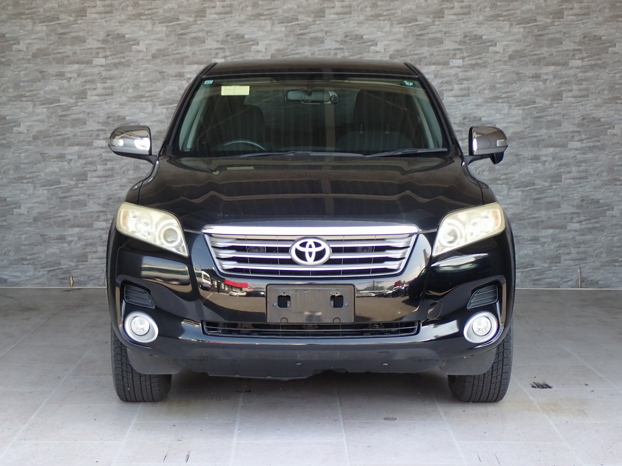 TOYOTA Vanguard