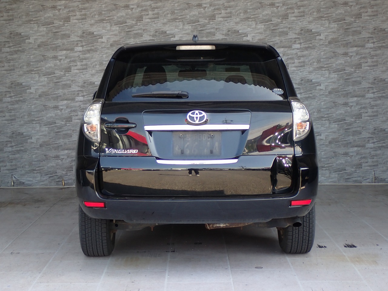TOYOTA Vanguard