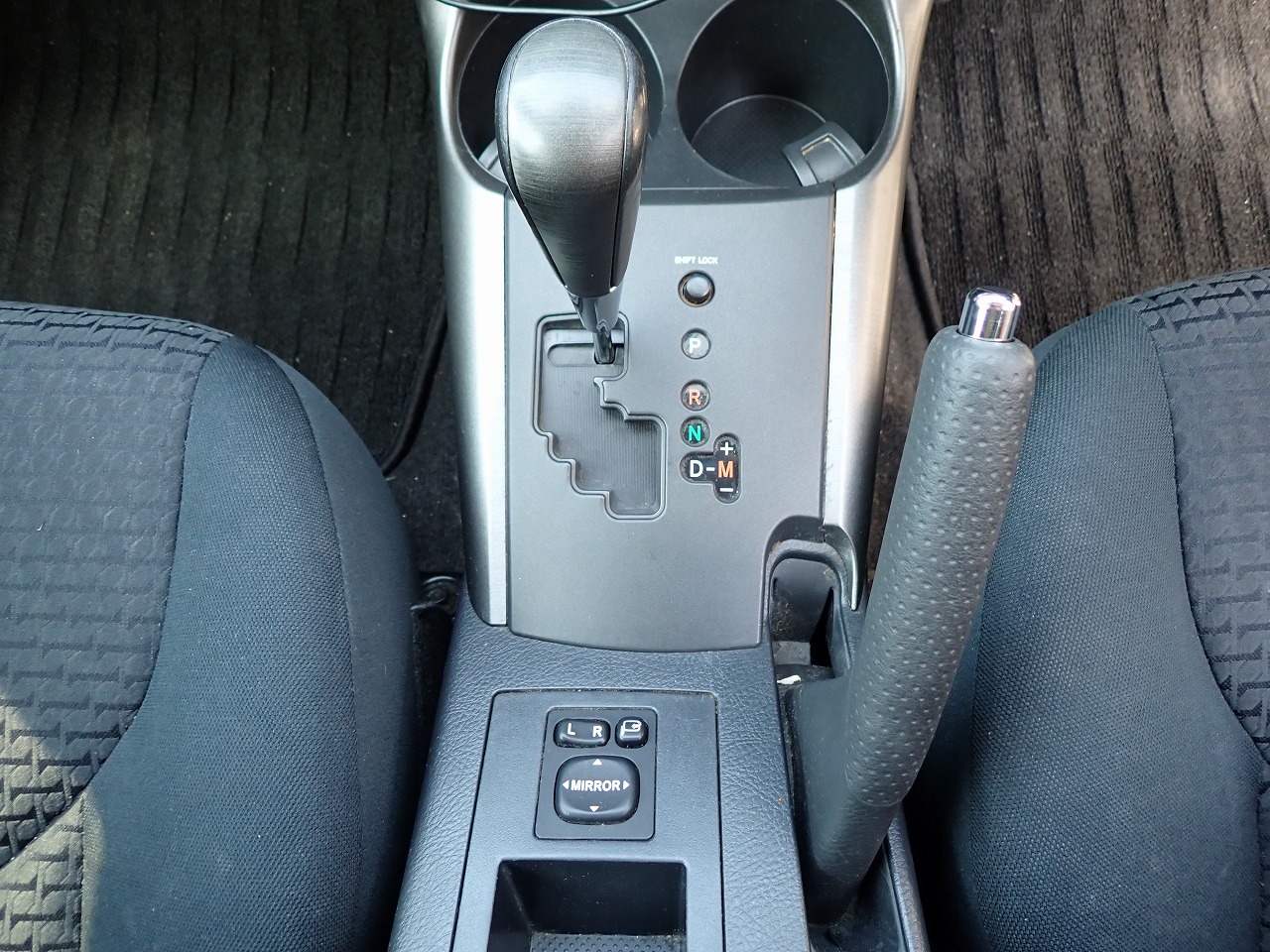 TOYOTA Vanguard