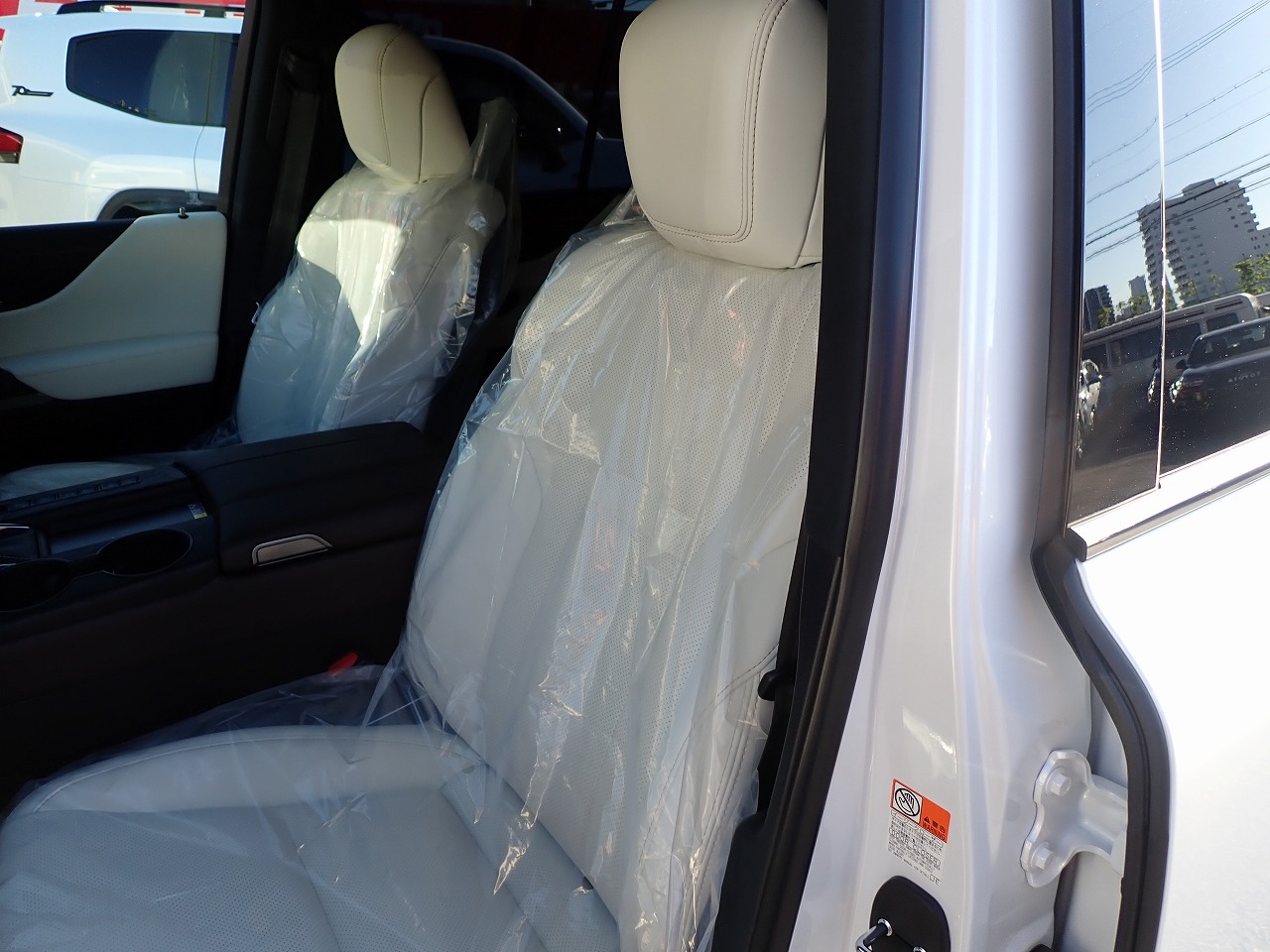 LEXUS LX 600