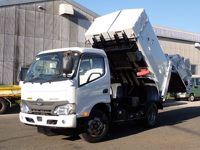 HINO Dutro