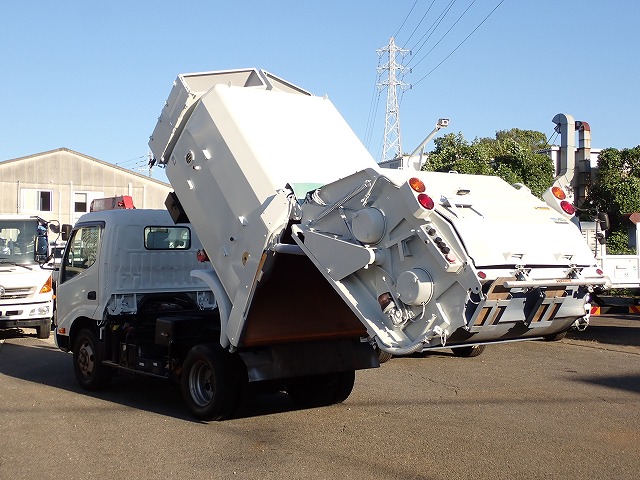 HINO Dutro
