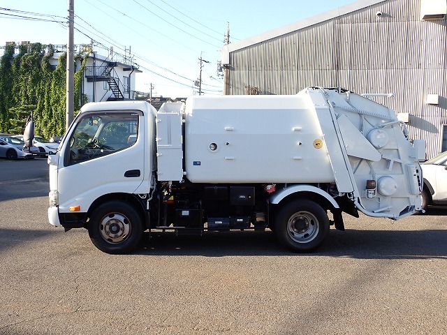 HINO Dutro