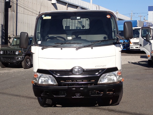 TOYOTA Dyna Truck