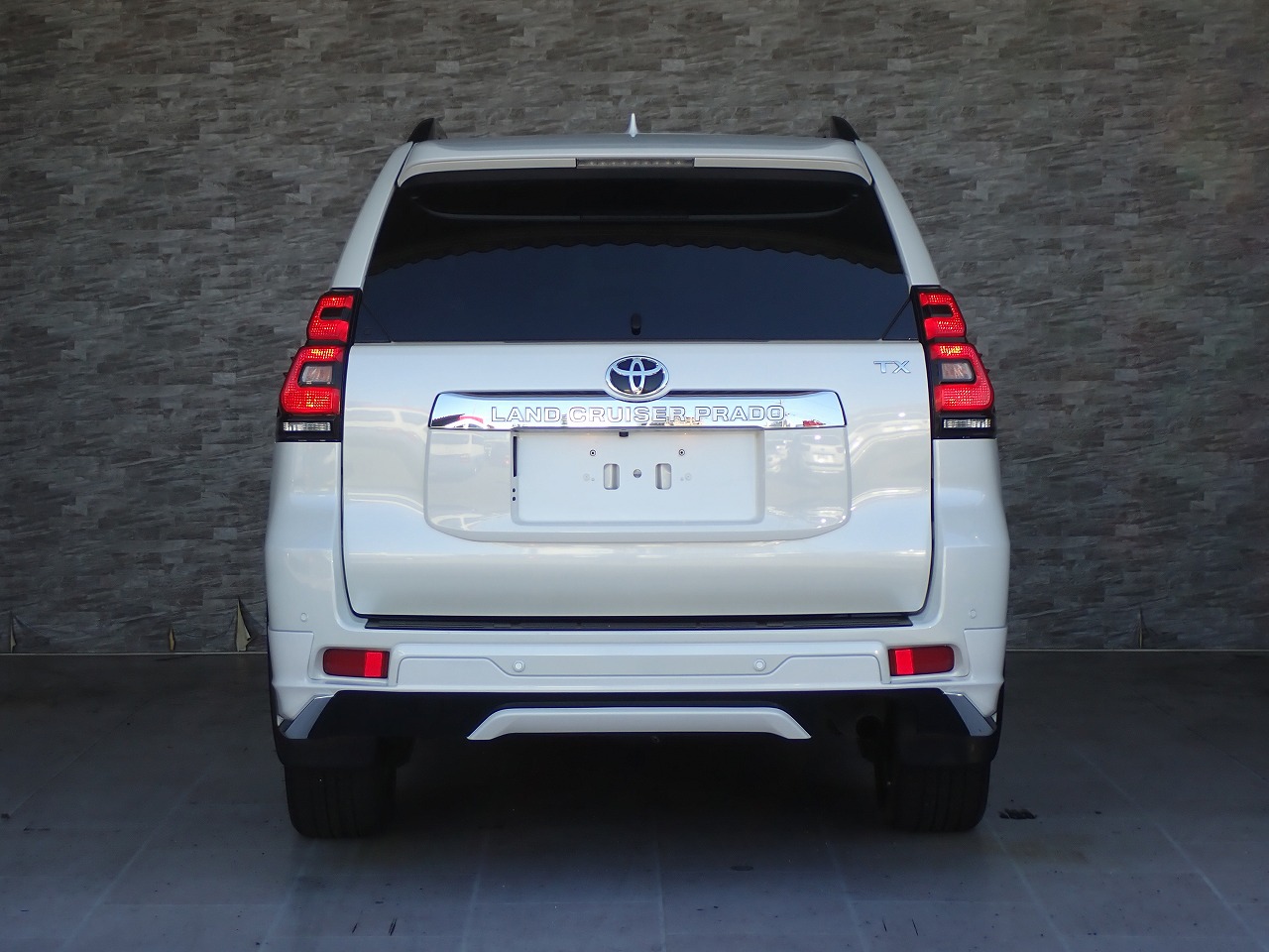 TOYOTA Land Cruiser Prado