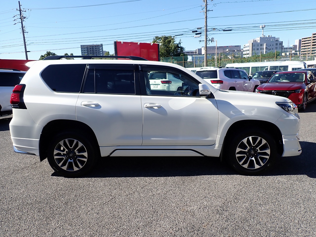 TOYOTA Land Cruiser Prado