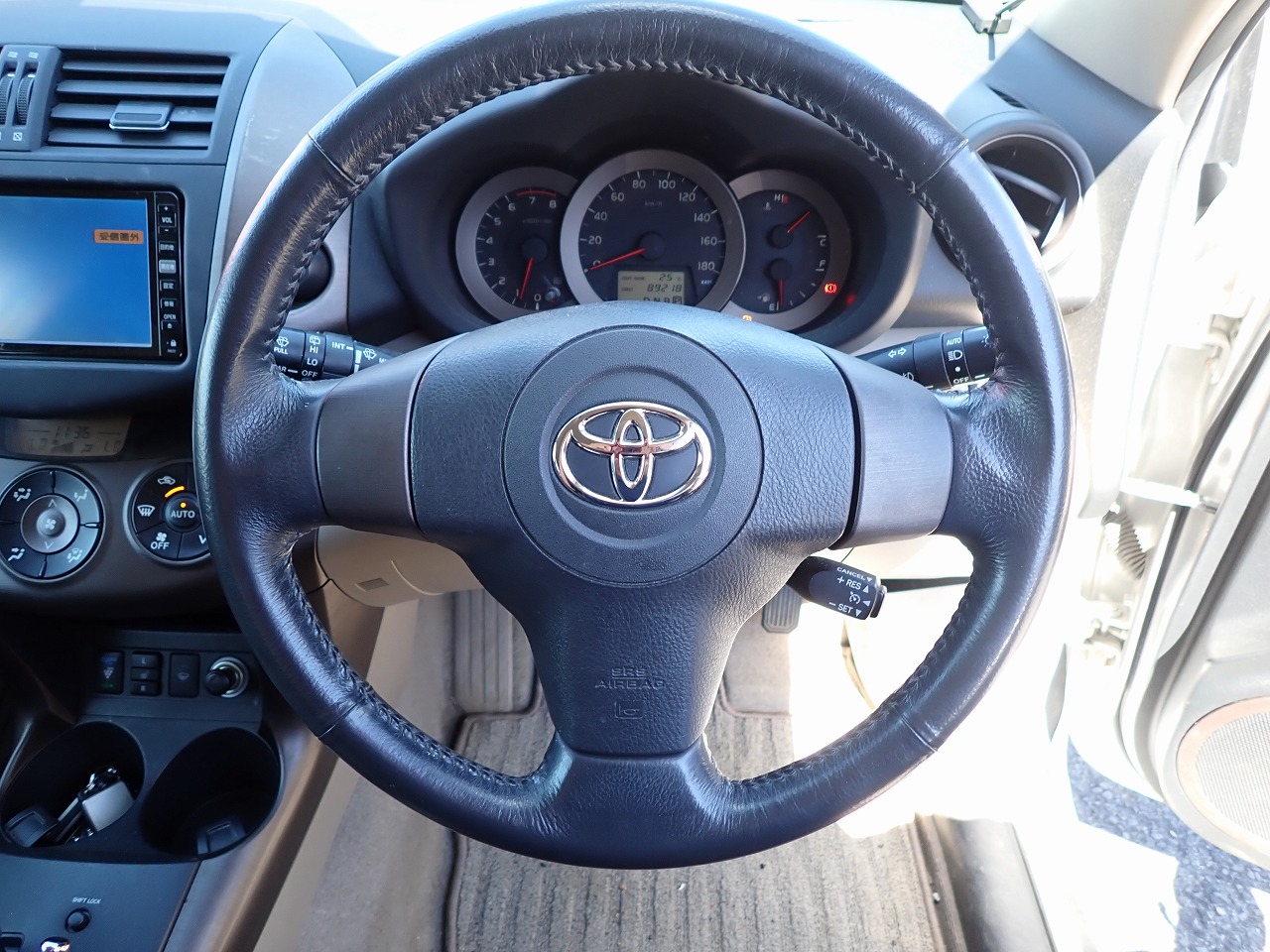 TOYOTA Vanguard