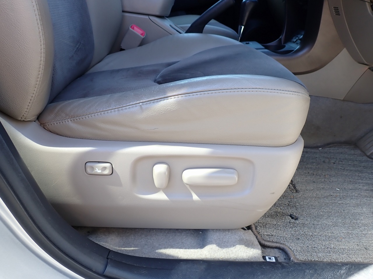 TOYOTA Vanguard