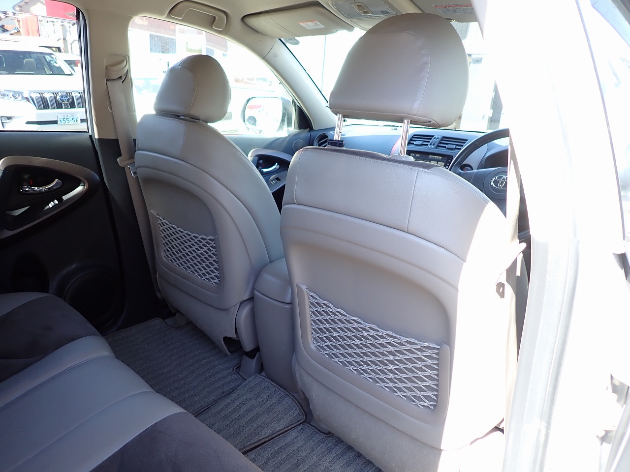 TOYOTA Vanguard
