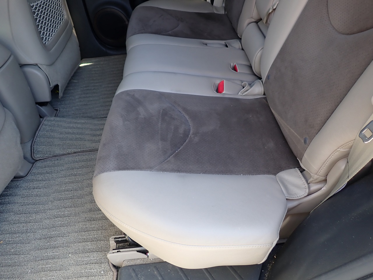 TOYOTA Vanguard