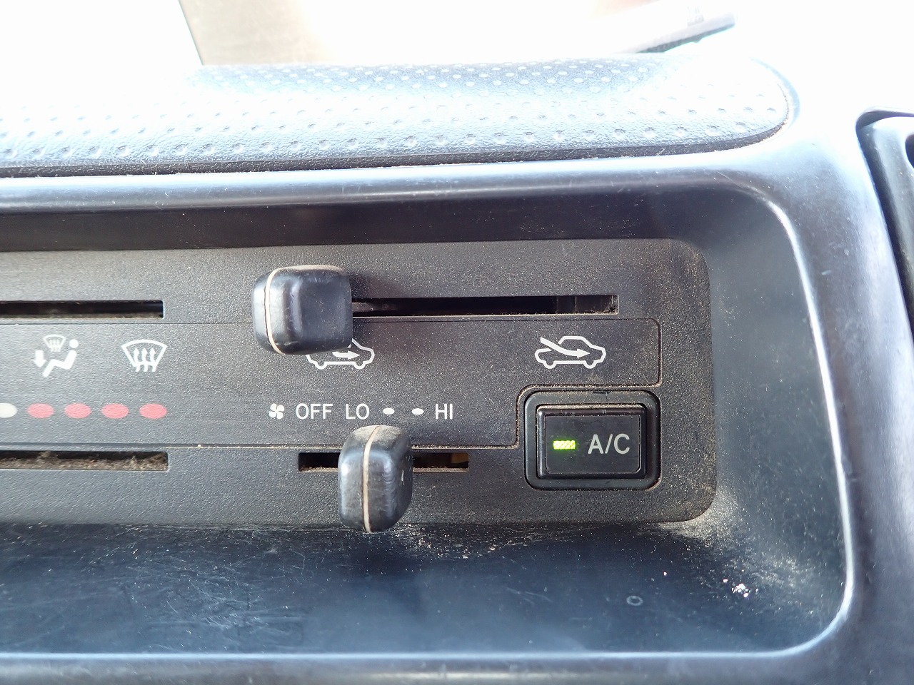 TOYOTA Toyoace