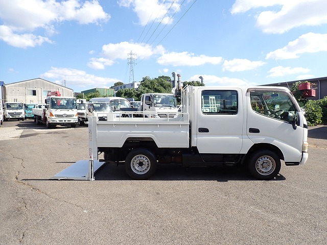 TOYOTA Toyoace