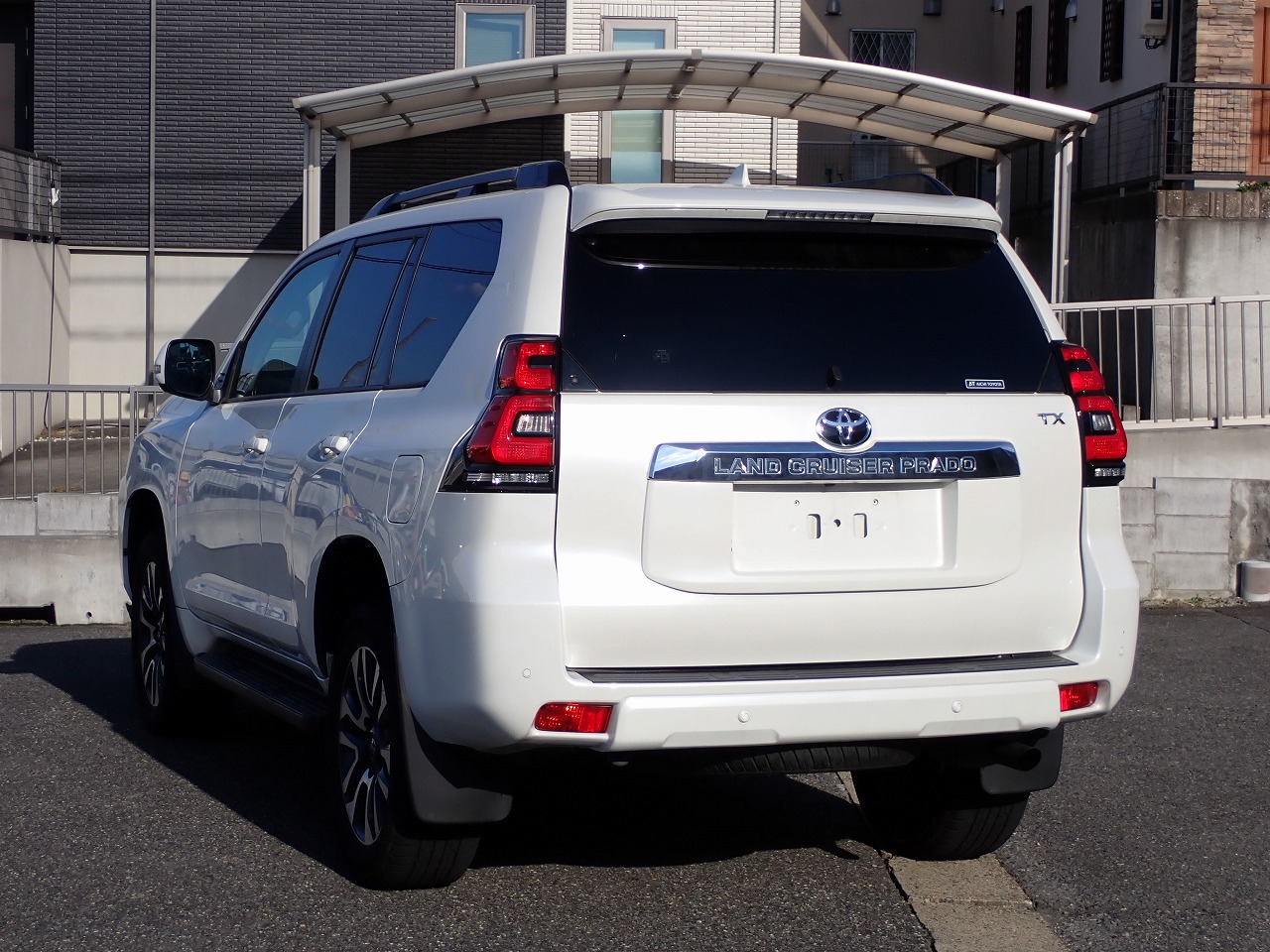 TOYOTA Land Cruiser Prado