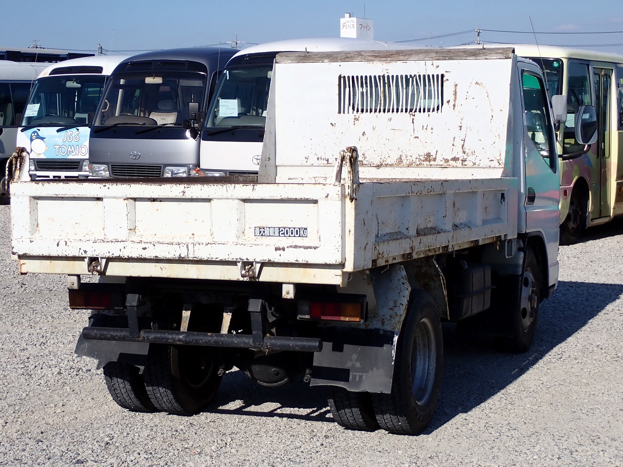 MITSUBISHI Canter