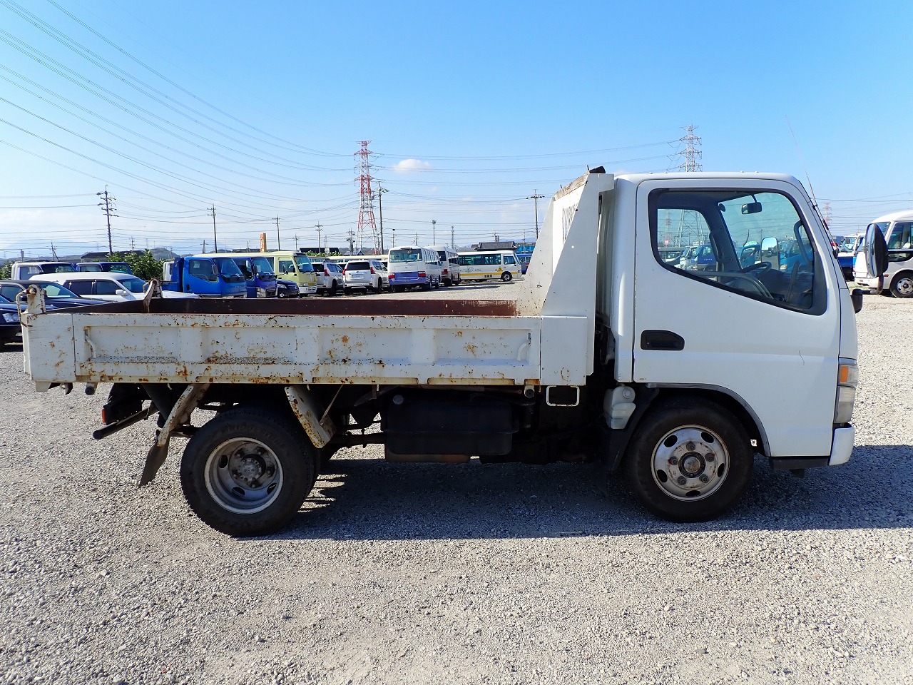 MITSUBISHI Canter