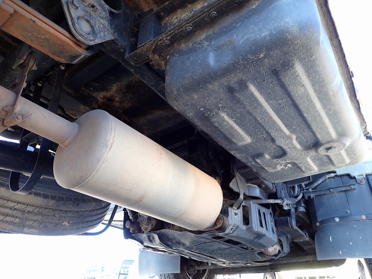 MITSUBISHI Canter