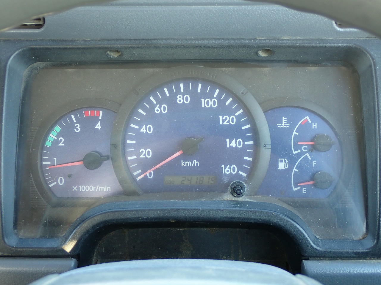 MITSUBISHI Canter