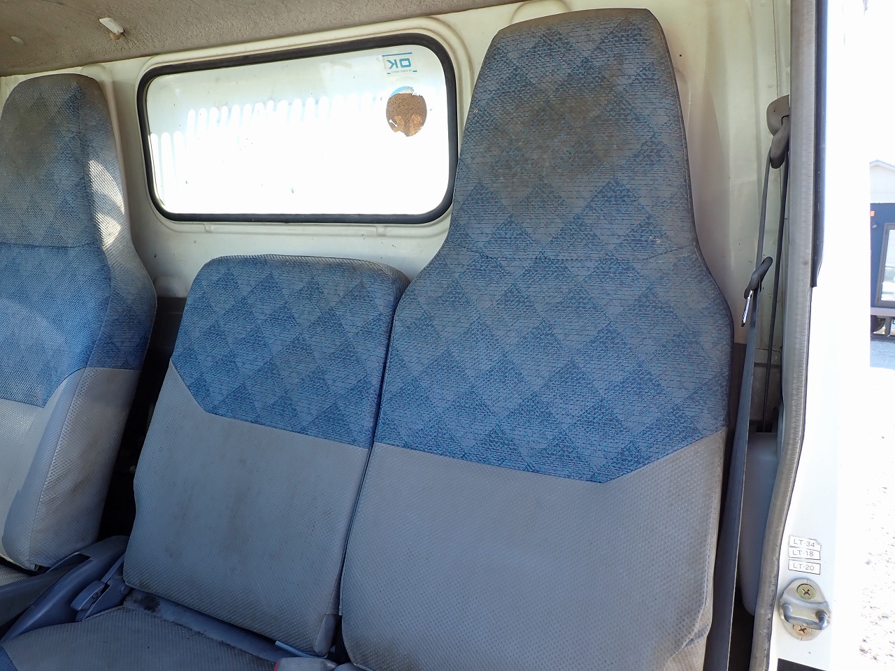 MITSUBISHI Canter